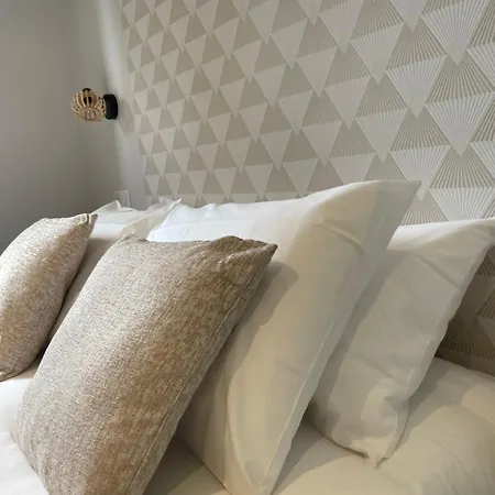 - Les Rivieres Apartahotel 3*