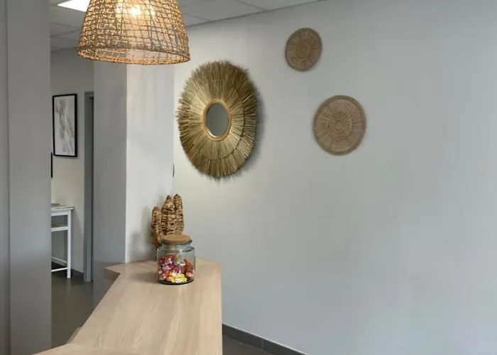 - Les Rivieres Aparthotel