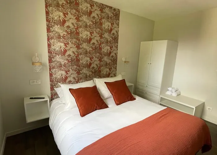 - Les Rivieres Aparthotel