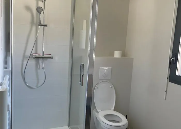 Aparthotel - Les Rivieres Ducey-Les Cheris