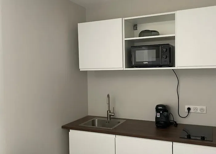 - Les Rivieres Ducey-Les Cheris