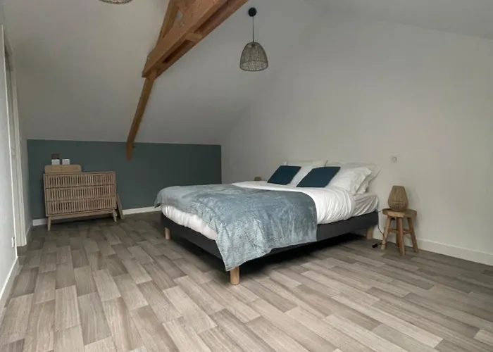 Aparthotel - Les Rivieres Ducey-Les Cheris